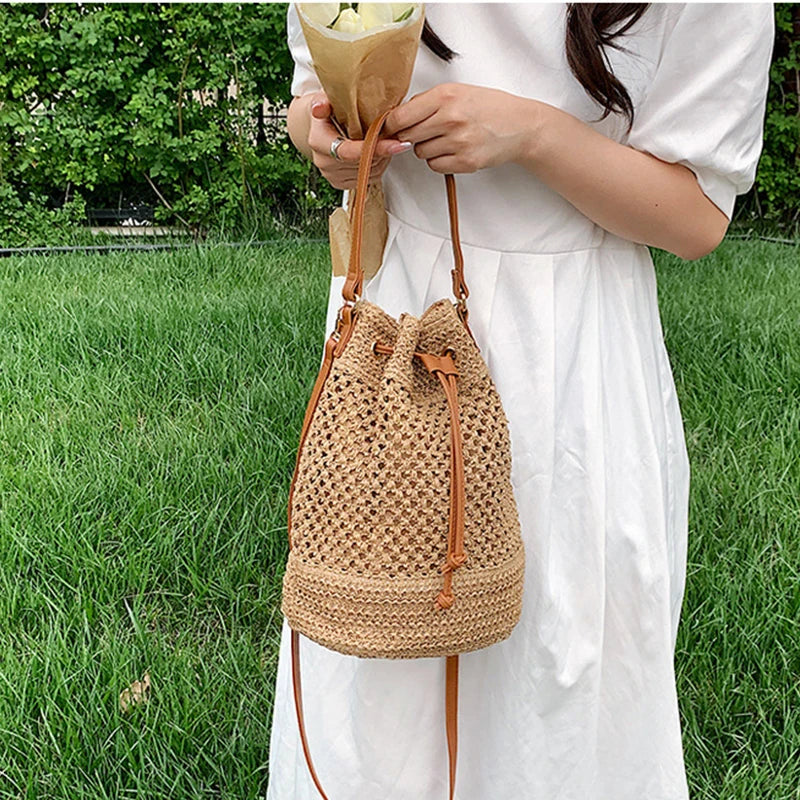 Summer Braided Straw Bucket Bag For Women Simple Drawstring Shoulder Crossbody Bag Travel Beach Bag Casual Wove Handbag